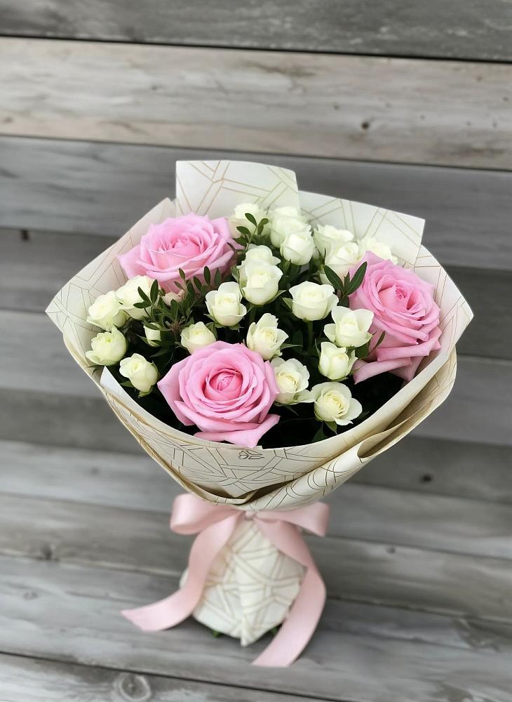 Букет цветов из: Розы в Таврическом