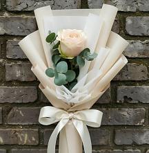 Букет цветов из:  Розы #REPLACE_PRED# Таврическом