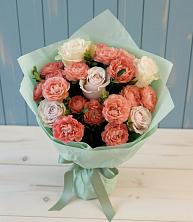 Букет цветов из:  Розы в Таврическом