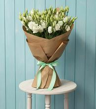 Букет цветов из:  Лизиантусы #REPLACE_PRED# Таврическом