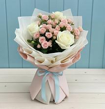 Букет цветов из:  Розы в Таврическом