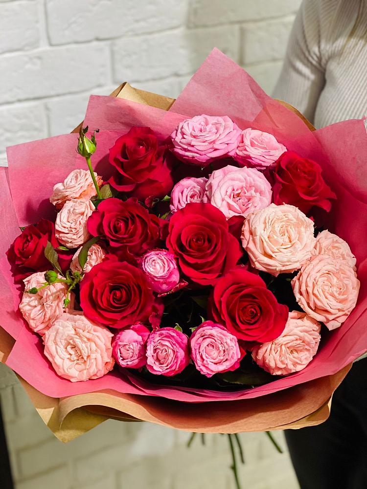 Букет цветов из: Розы в Таврическом