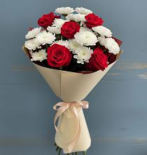 Букет цветов из:  Розы и Хризантемы #REPLACE_PRED# Таврическом