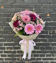 Букет цветов из:  Герберы и Хризантемы в Таврическом
