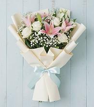 Букет цветов из:  Лилии в Таврическом