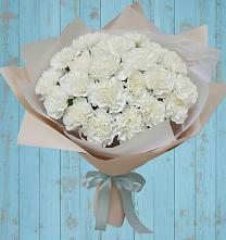 Букет цветов из:  Гвоздики в Таврическом
