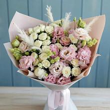 Букет цветов из:  Альстромерии и Розы в Таврическом